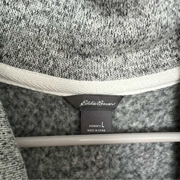 Eddie Bauer pullover with pockets - Picture 4 of 4